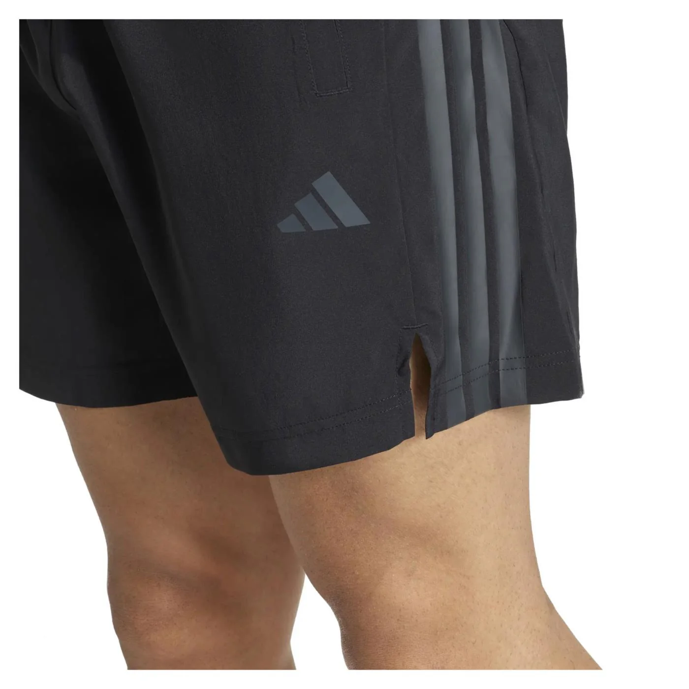 ADIDAS TECHESS 3S SHORT - Image 3