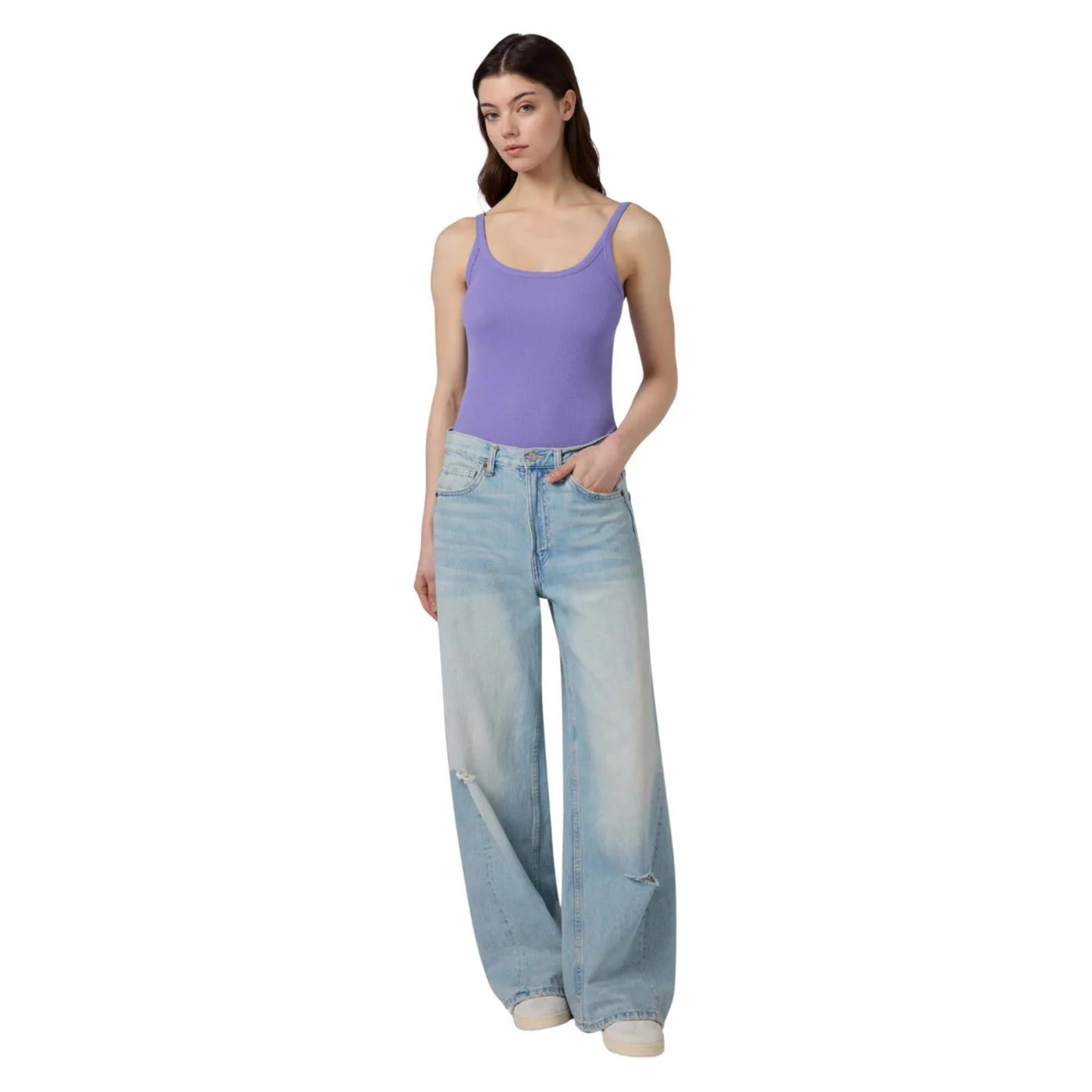 CHAMPION W TANK - Image 4