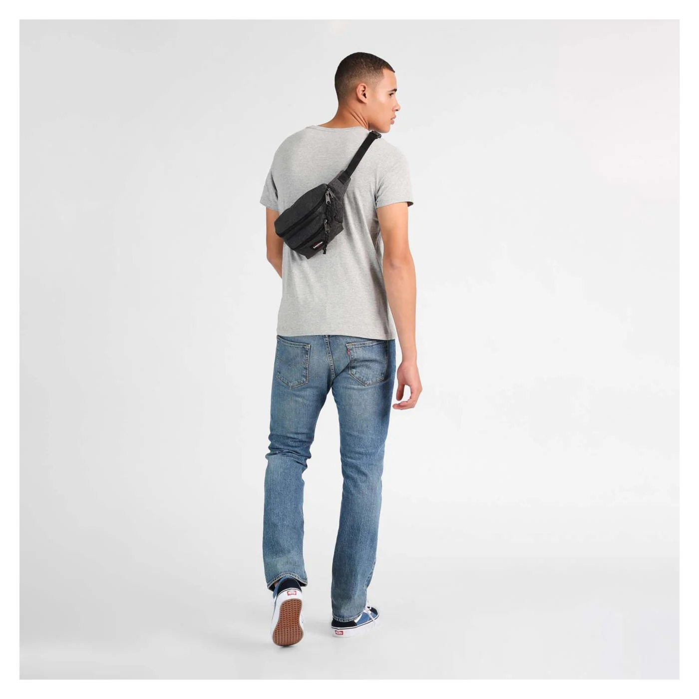 EASTPAK DOGGY BAG BLACK DENIM - Image 5