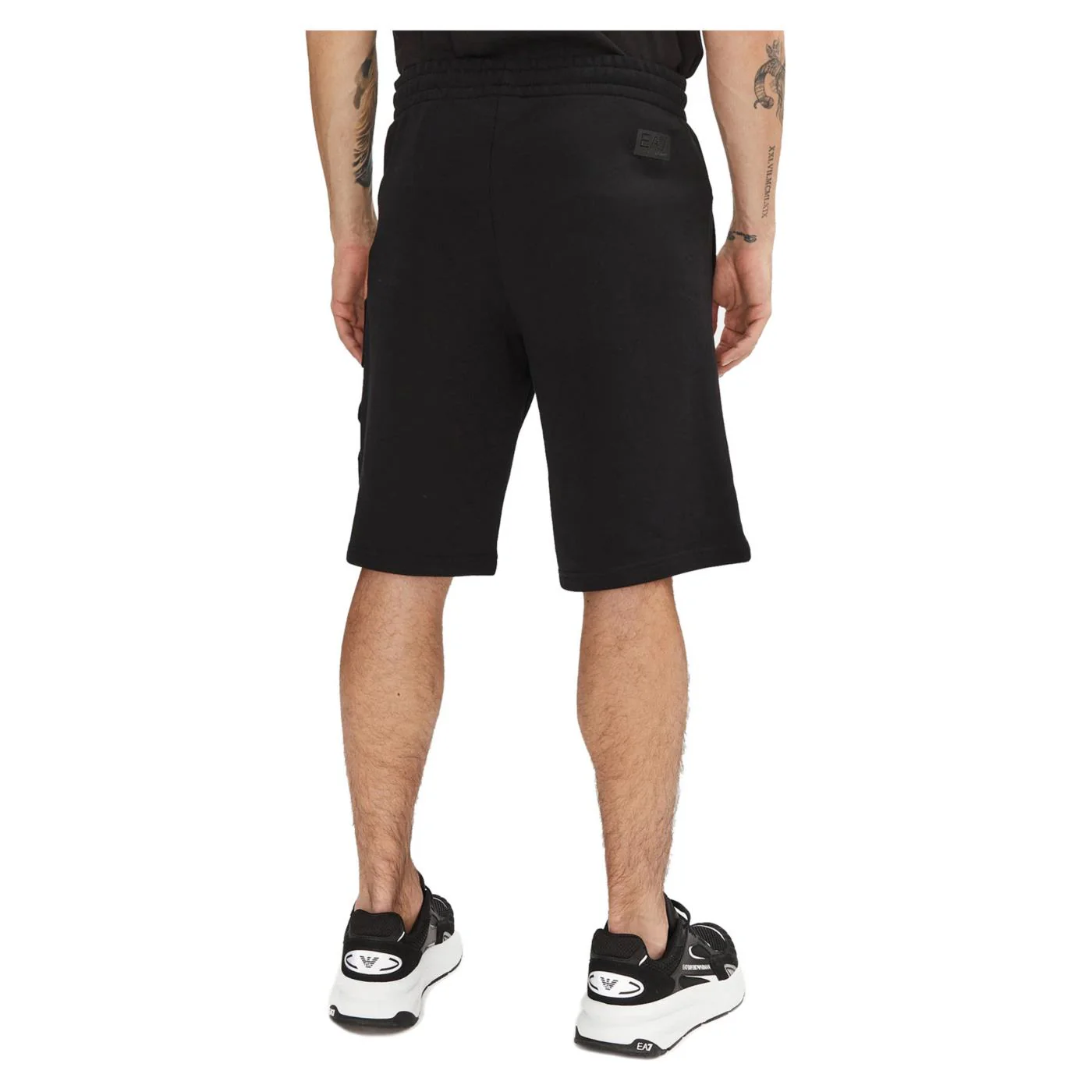 EMPORIO ARMANI 7 EA7 TRAIN OVERSIZE LOGO SHORT - Image 2