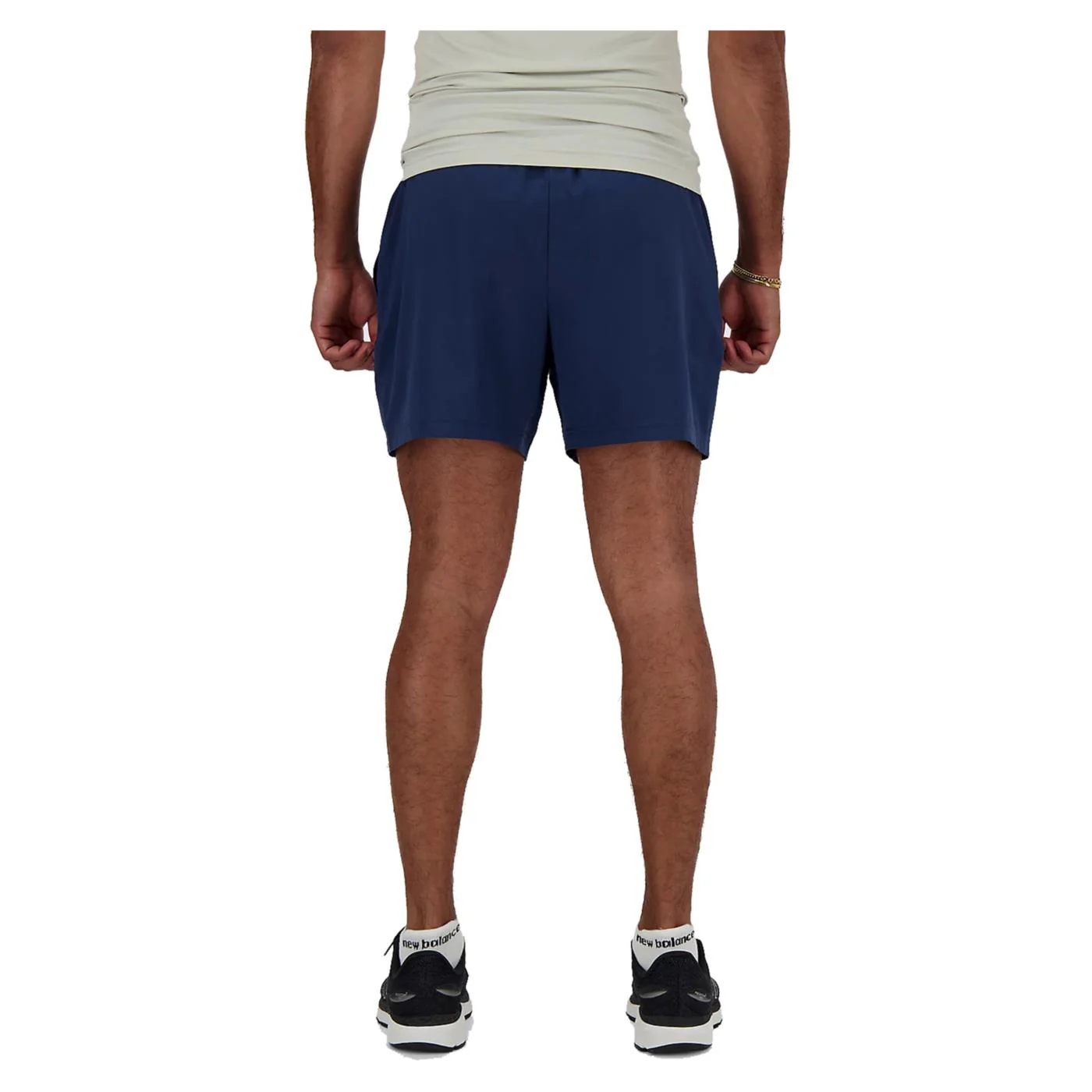 NEW BALANCE RUN ESSENTIALS SHORT 5IN - Image 2
