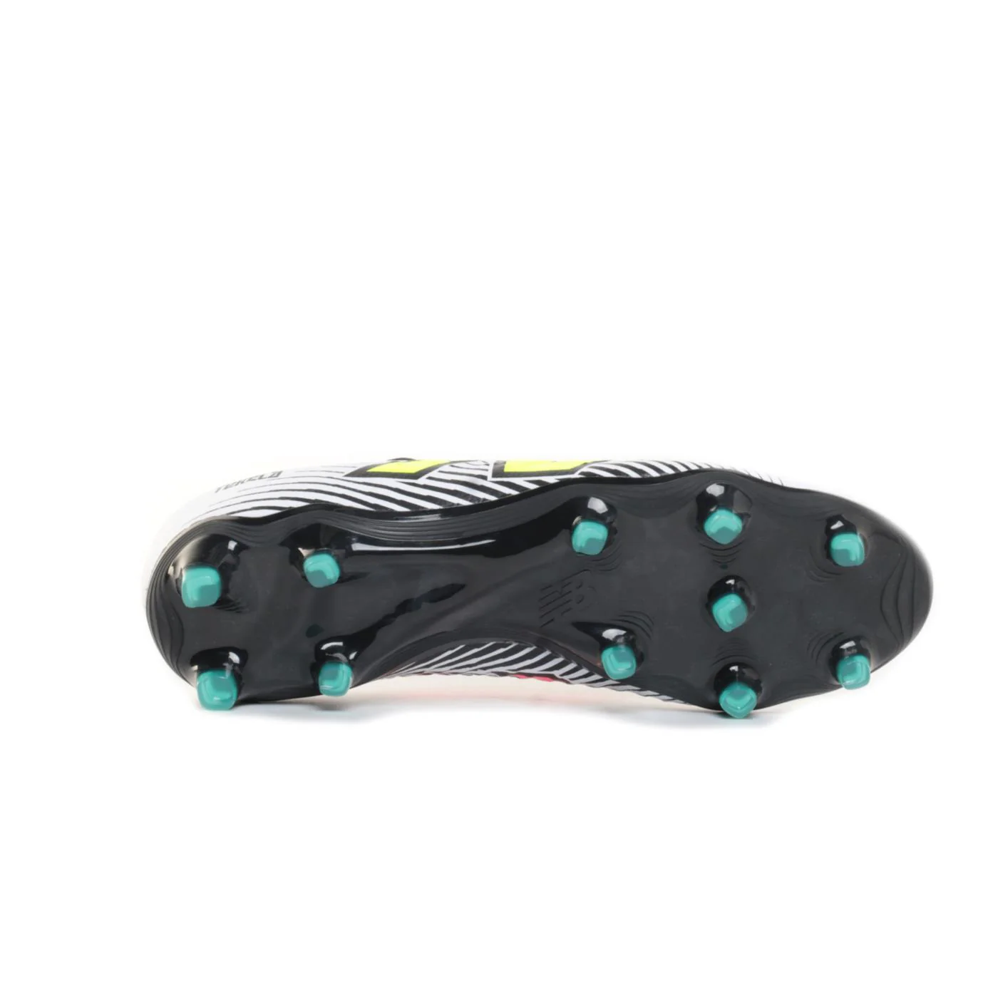 NEW BALANCE TEKELA MAGIA LOW LACED FG - Image 5