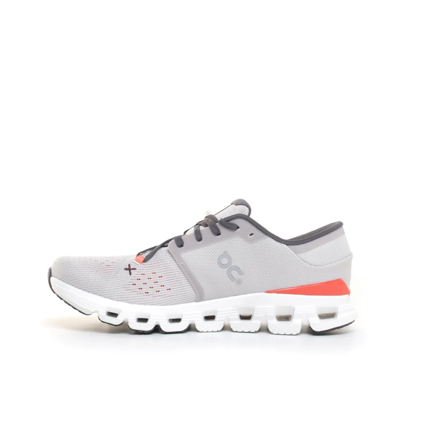 ON CLOUD X 4 - Image 2