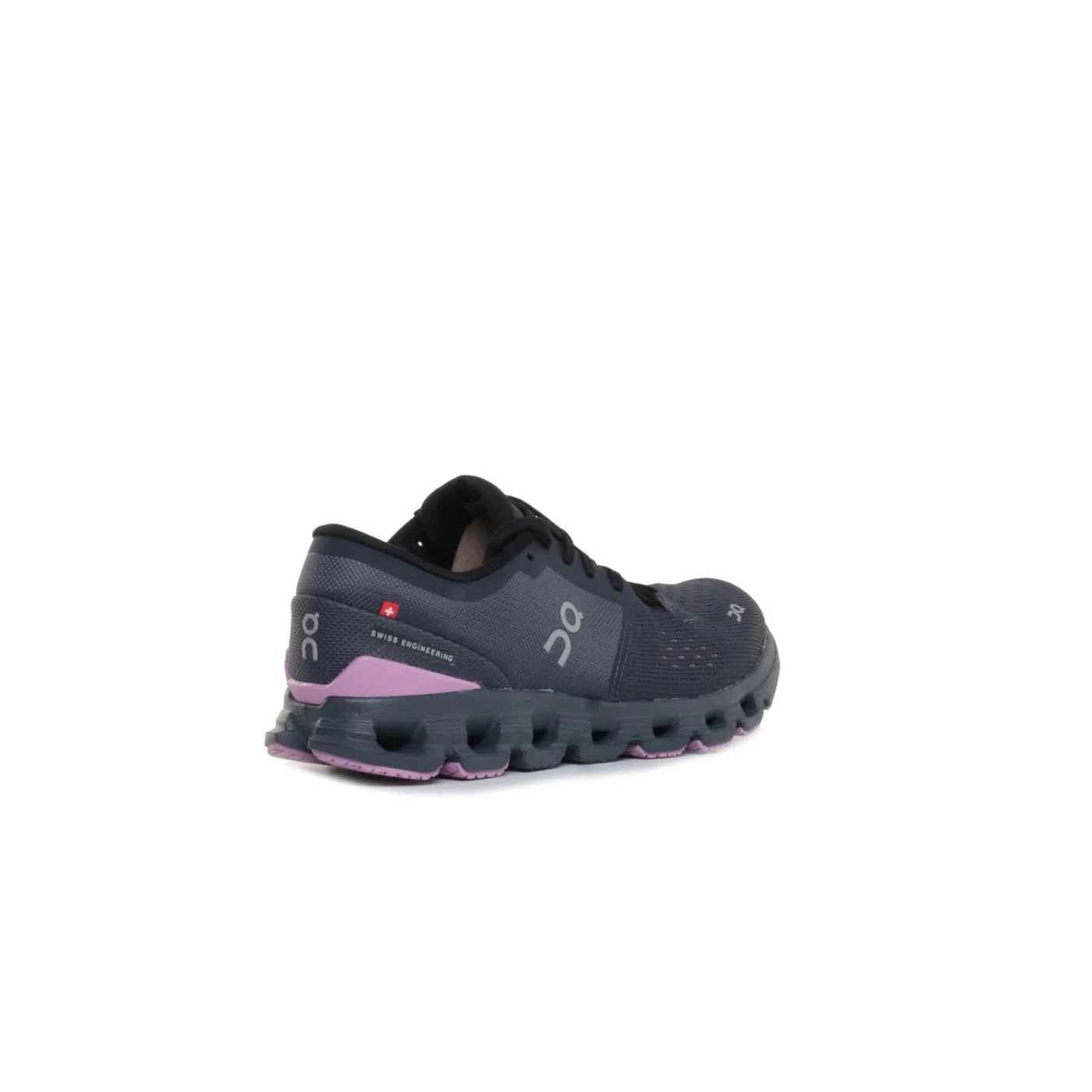 ON CLOUD X 4 WOMAN - Image 4
