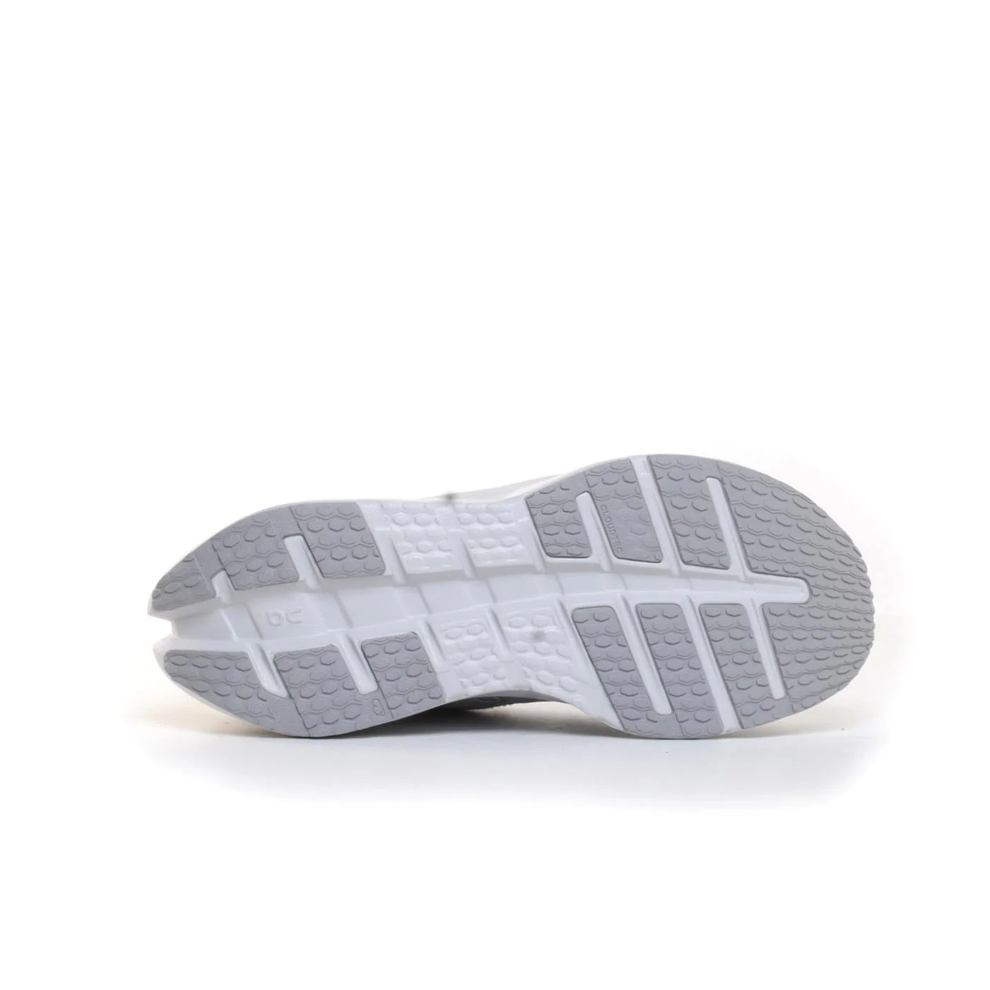 ON CLOUDRUNNER 3 - Image 5