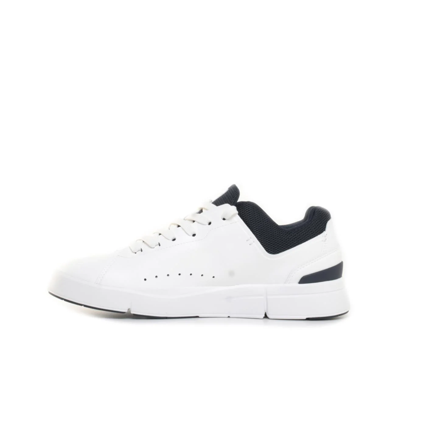 ON THE ROGER ADVANTAGE - Image 2