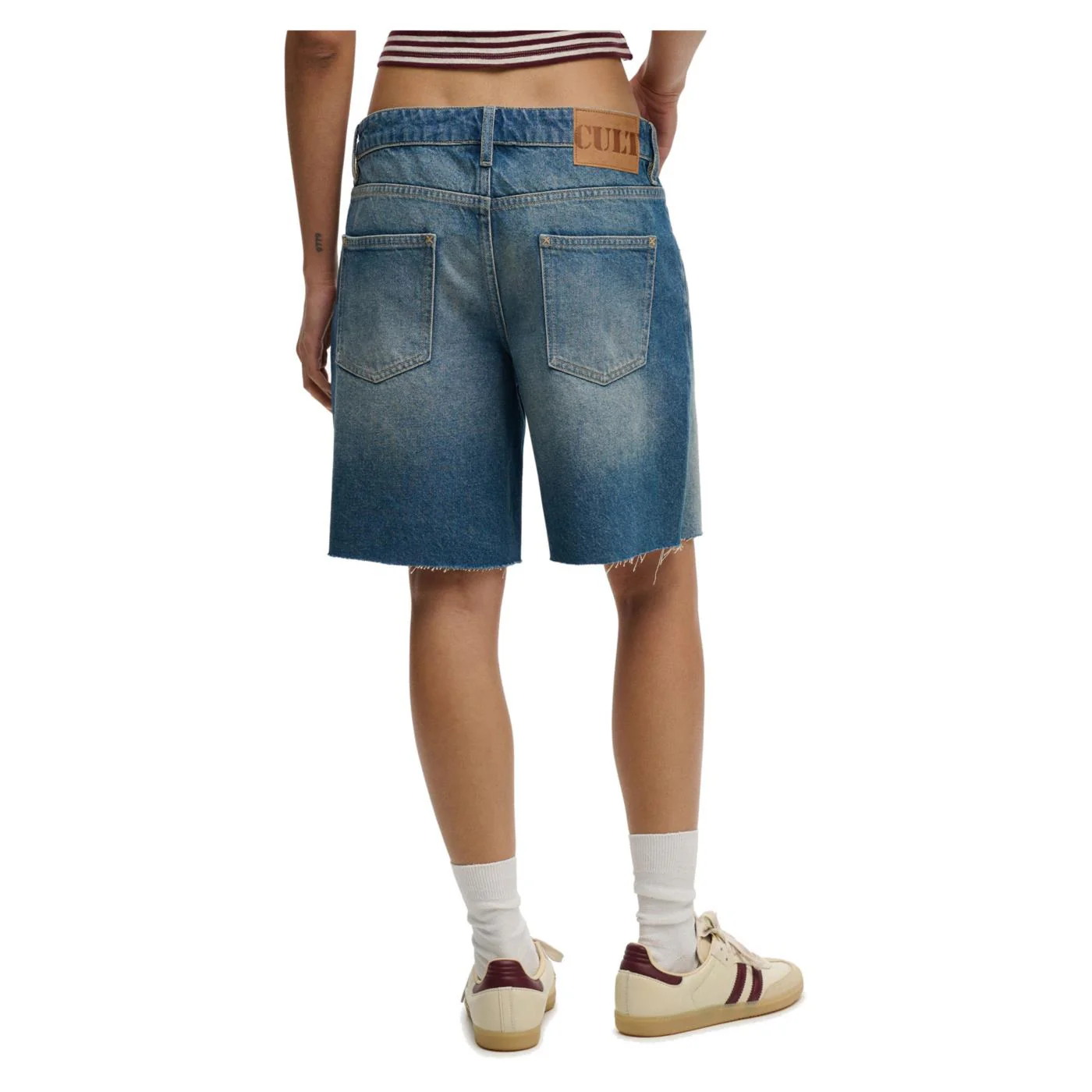 SUPERDRY MID RISE BAGGY SHORT - Image 2