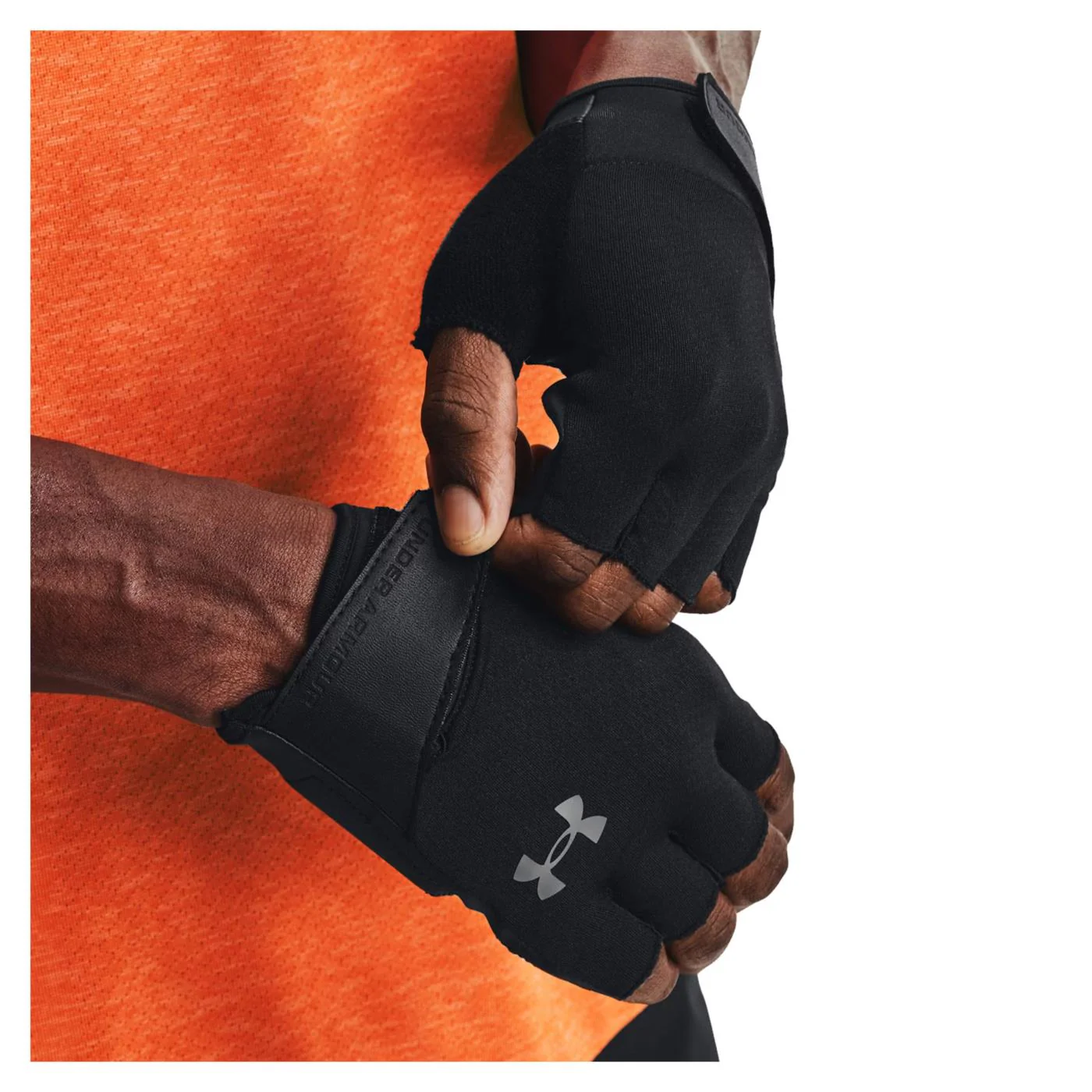 UNDER ARMOUR TRAINING GLOVE - Image 3