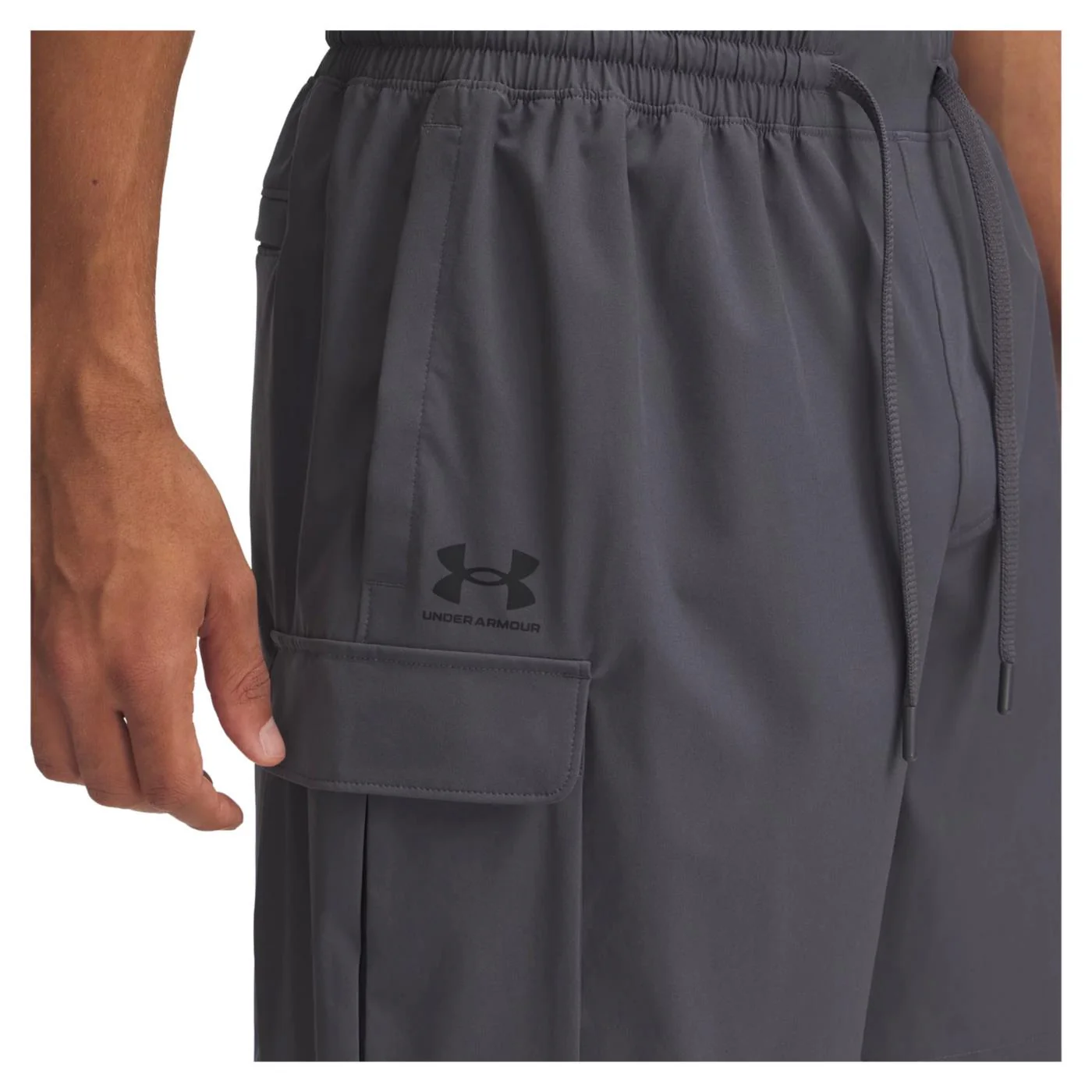 UNDER ARMOUR VIBE WOVEN CARGO SHORT - Image 3